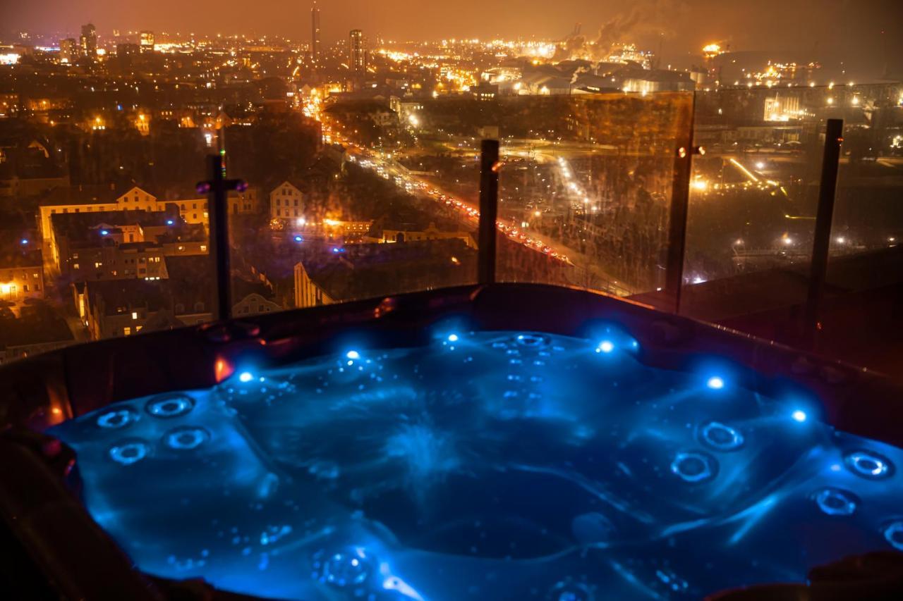 Sky Garden Penthouse Appartement Klaipėda Buitenkant foto